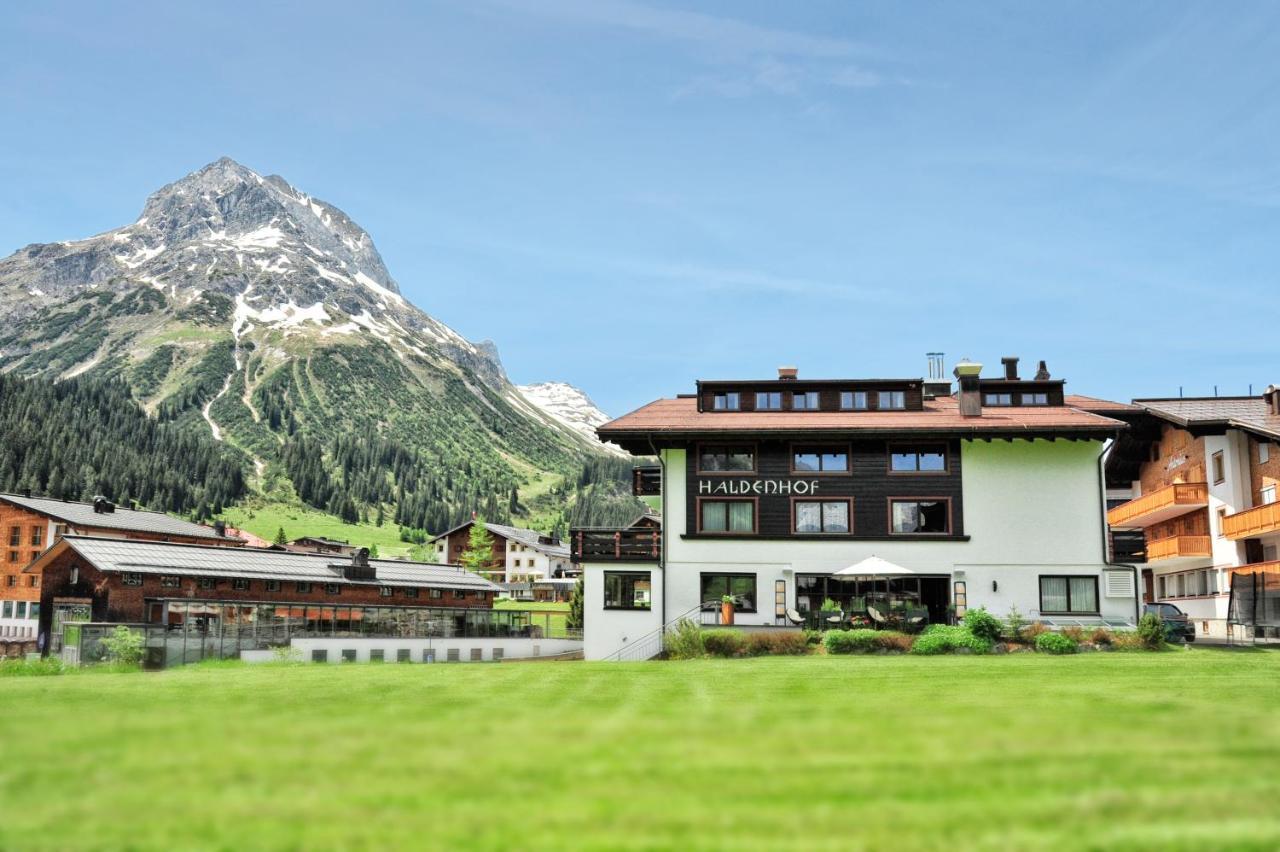 Hotel Haldenhof à Lech Extérieur photo