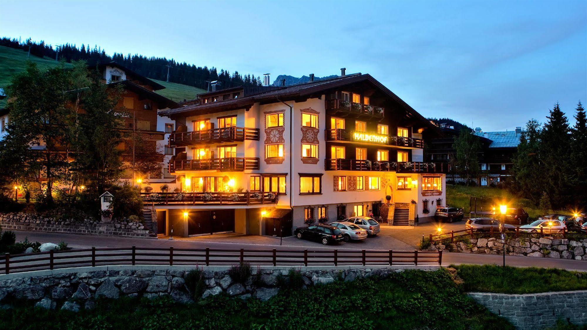 Hotel Haldenhof à Lech Extérieur photo