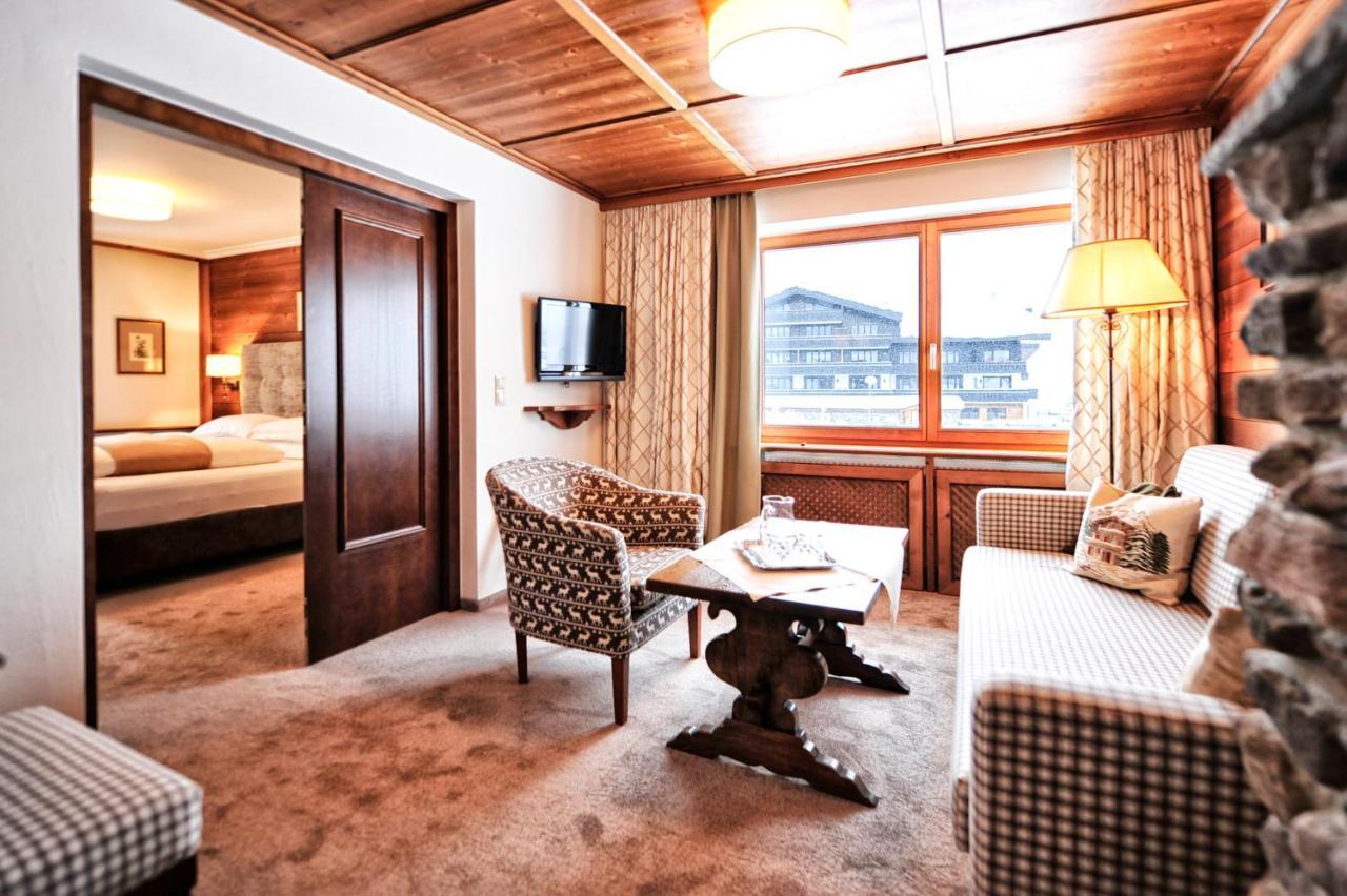 Hotel Haldenhof à Lech Extérieur photo
